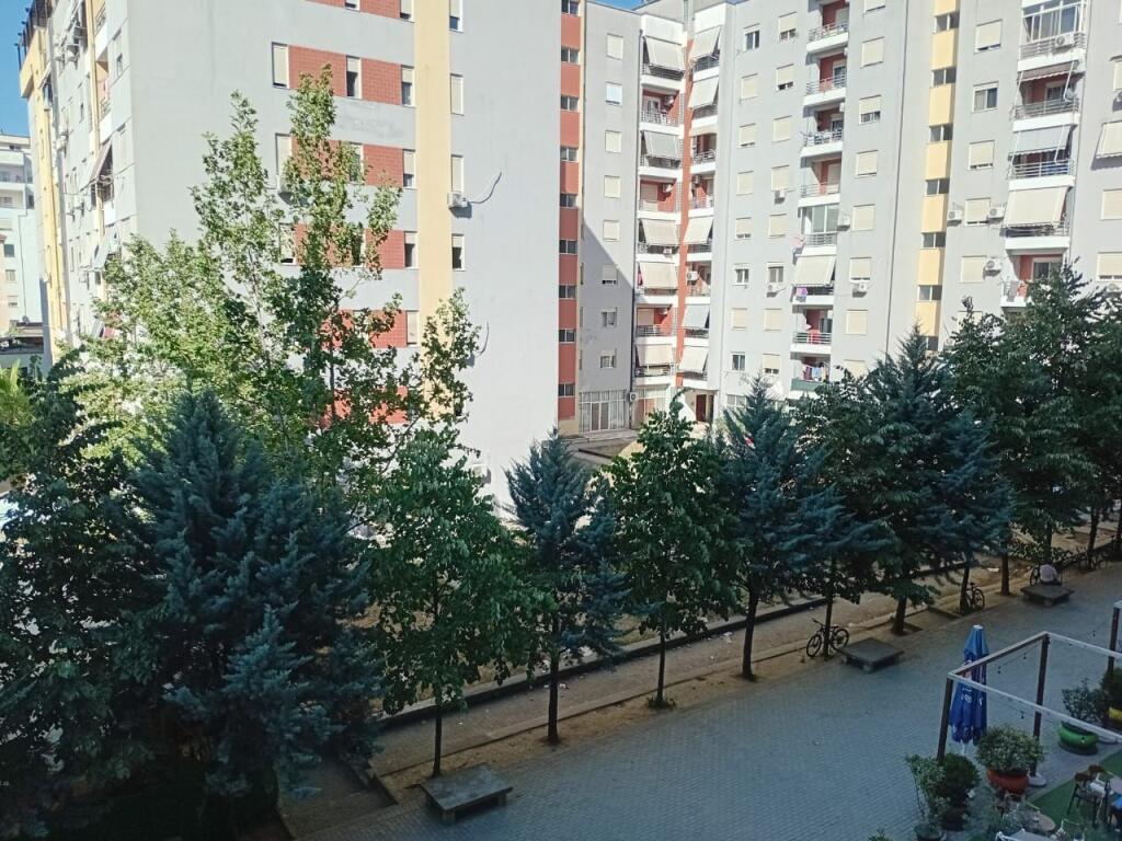 Apartament 2+1, Vila L!