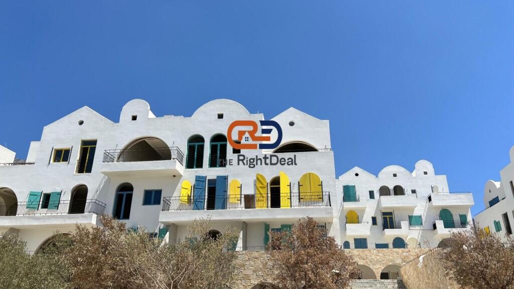 Tek Kompleksi Santorini, Shitet Super Apartament me Super Pamje !