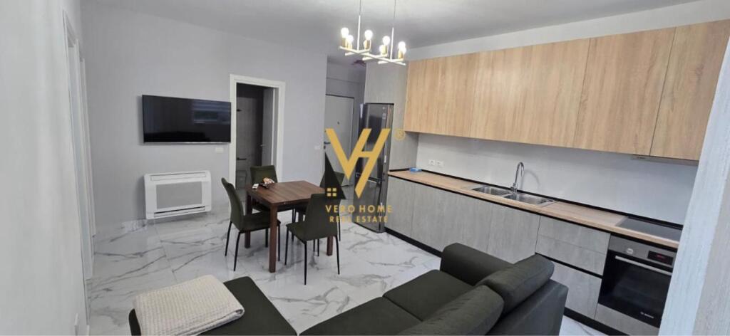 JEPET APARTAMENT 2+1+BLK ME QIRA TE LIQENI I THATE 630 EURO