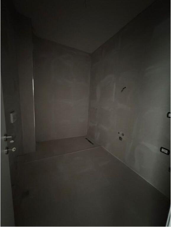 Vendesi Appartamento 3+1+2 Ex Campo di Aviazione