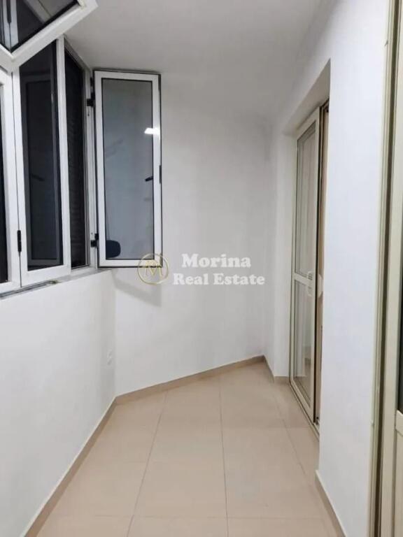 Qera | Garsoniere | 21 Dhjetori | 300 €/muaj
