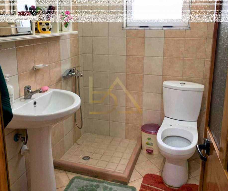 Shitet Vilë  Biznesi – Durrës