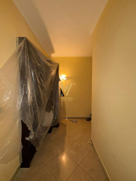 JEPET APARTAMENT 1+1+BLK ME QIRA NE BLLOK 65.000 LEKE