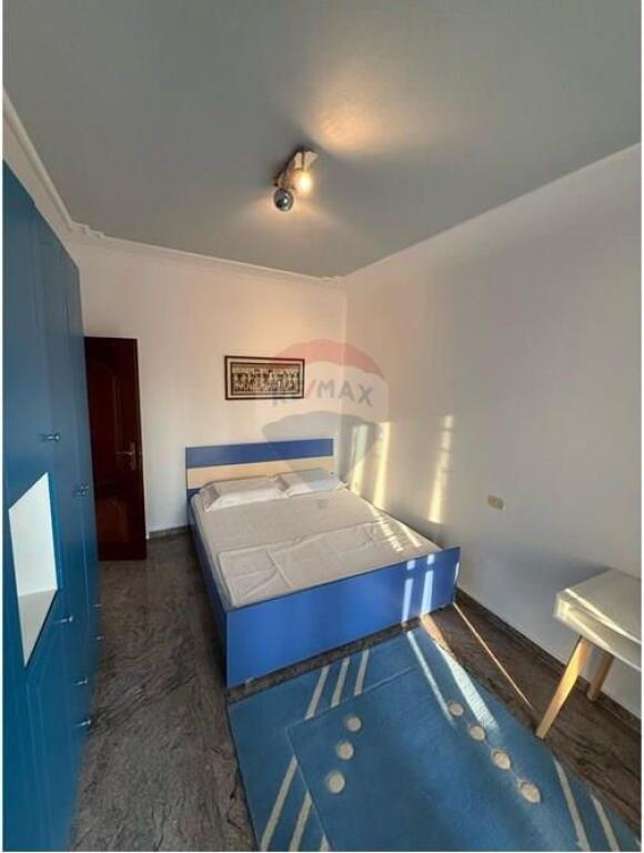 Apartment - For Rent - Zogu I Boulevard, Tirana