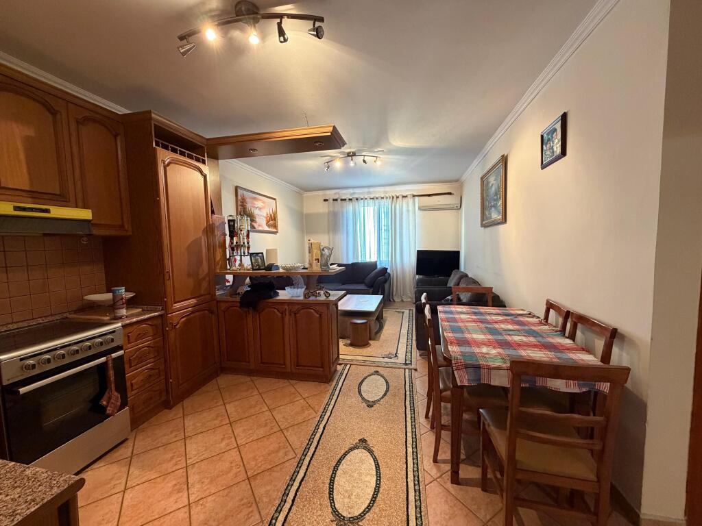 🏡 Appartamento 2+1 in Vendita – Via Kavaja (di fronte a Square 21)