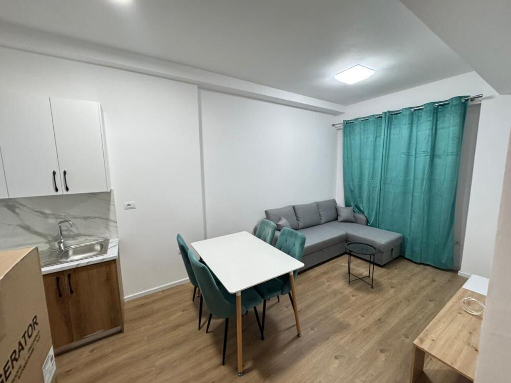 📣Jepet me qera apartament 2+1 📍 Adresa: Fresk, Oxa💰 Çmimi: 450 mijë lekë