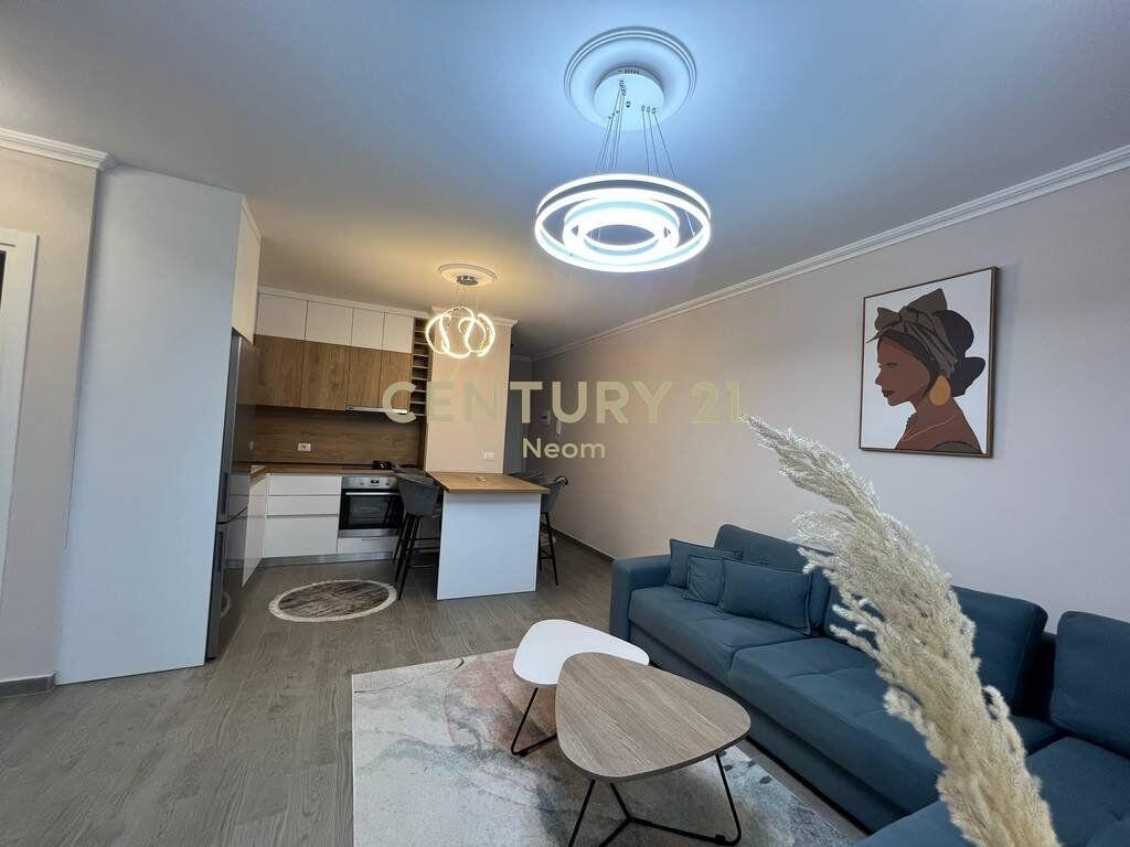 AFFITTASI APPARTAMENTO MODERNO 2+1+2 A FIORE DI BOSCO!