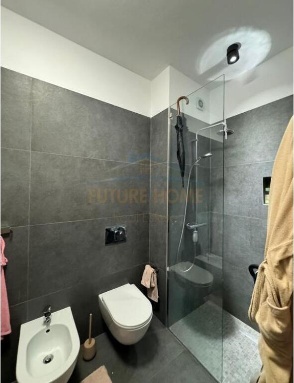 JEPET ME QERA APARTAMENT 2+1 QUARTUM RESIDENCE,JORDAN MISJA