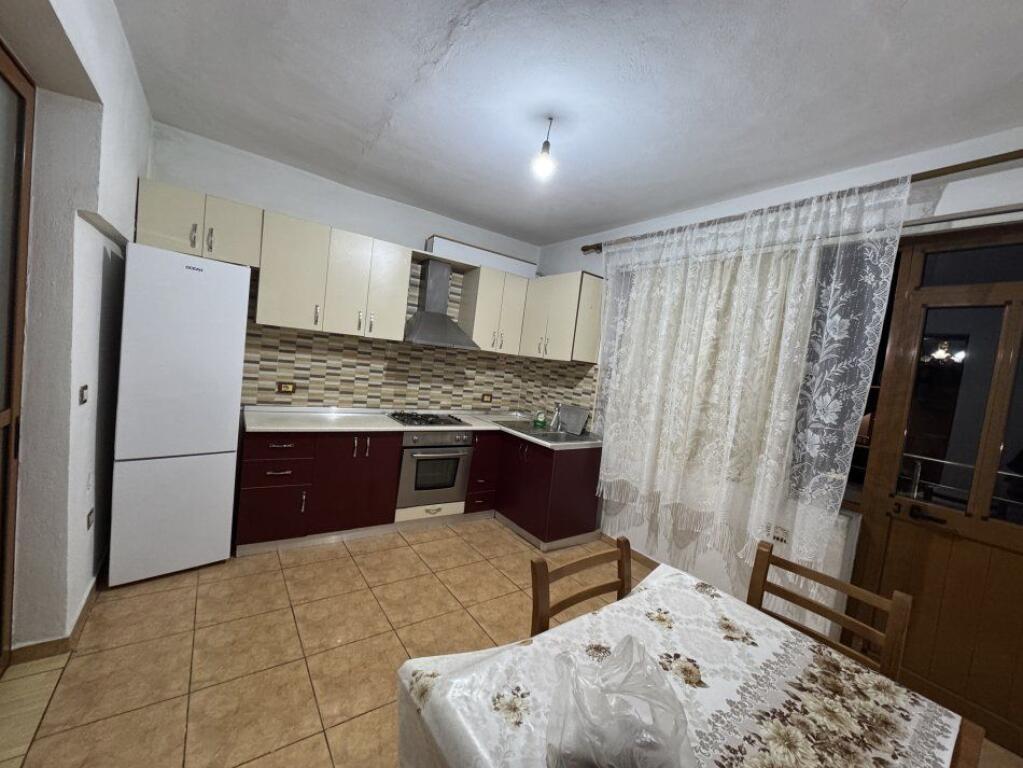 Rent, Private Entrance 2+1+2blk, Xhamlliku 450 Euro/Month