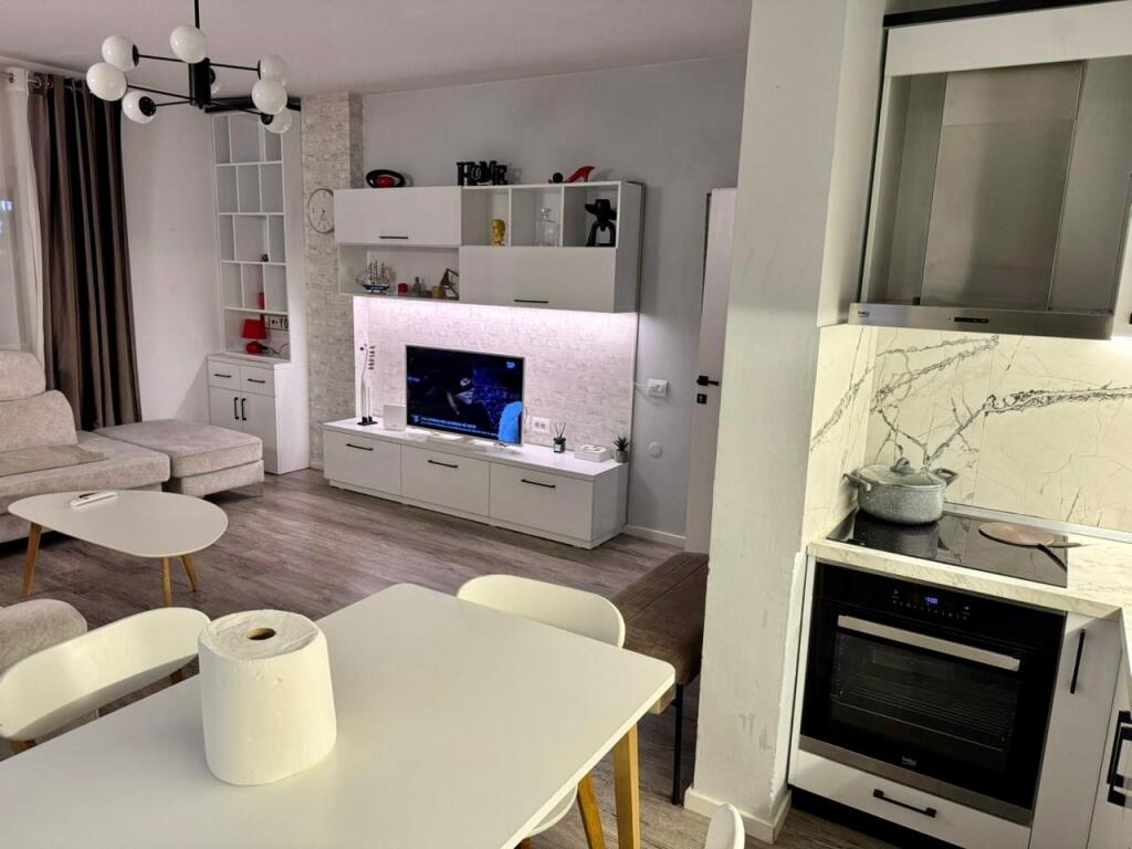 📣 AFFITTO SUPER Appartamento 2+1 📍 Stazione Ferroviaria, Vicino al Piccolo Anello ✨