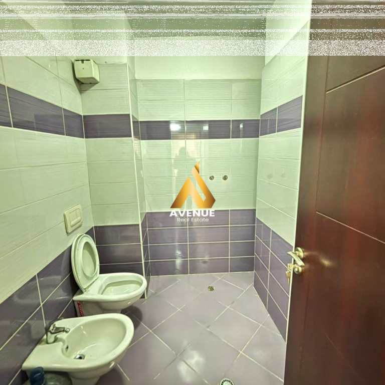 SHITET APARTAMENT 2+1+2 PRANE 21 DHJETORIT, TIRANË