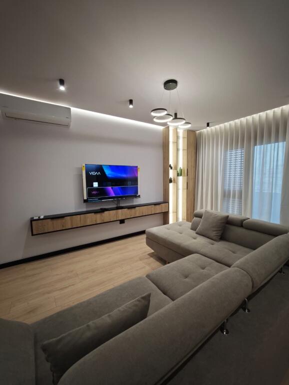 For rent apartment 2+1+2 with 2 balconies, near Durres train station