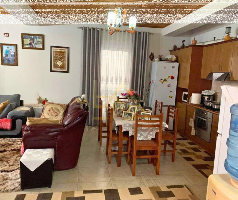 Shitet Vilë  Biznesi – Durrës