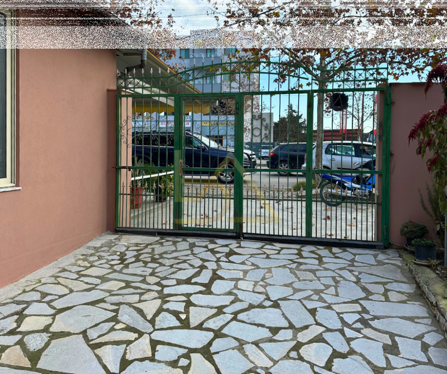 Shitet Vilë  Biznesi – Durrës