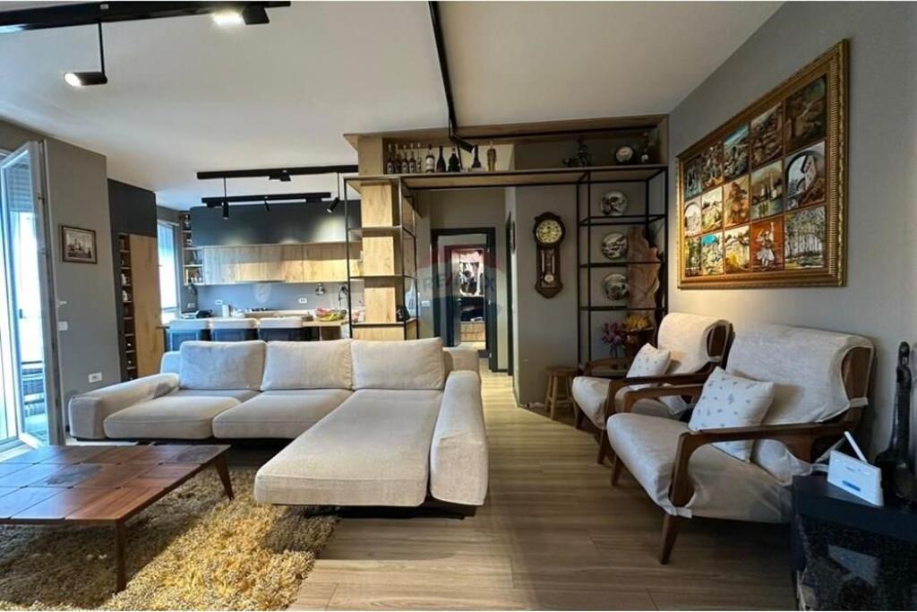 Apartment - For Sale - Fiori Di Bosco, Tirana