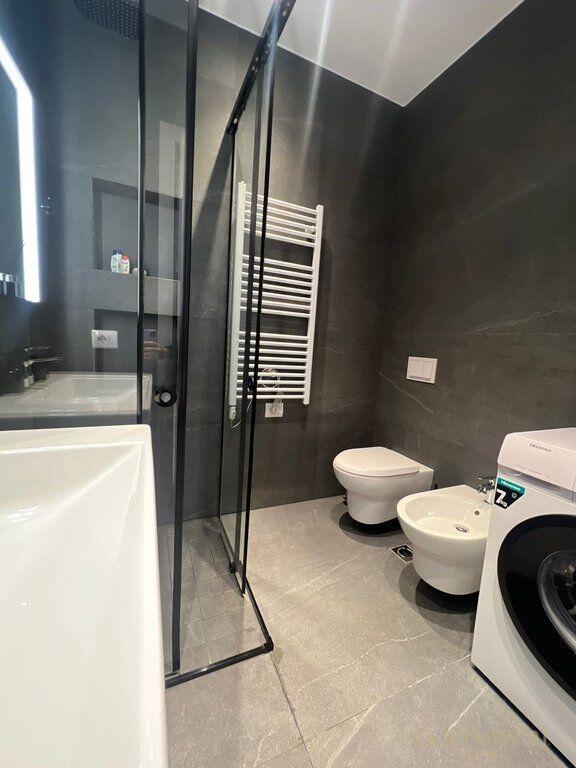 Tirana Garden Building, Japim apartament 1+1 me qera