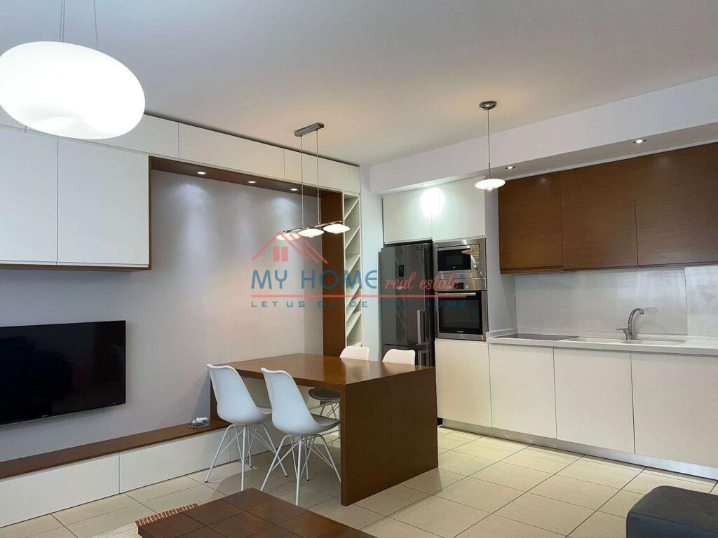 Apartament 1+1 me qira tek 5 Maj Tirane