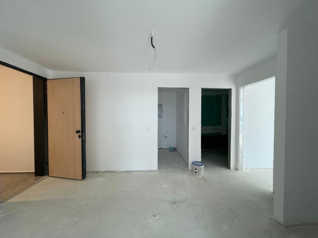 Jepet me QIRA ambiente Zyrash në zonën më ELITARE në TIRANË pranë Stadiumit "Air Albania"