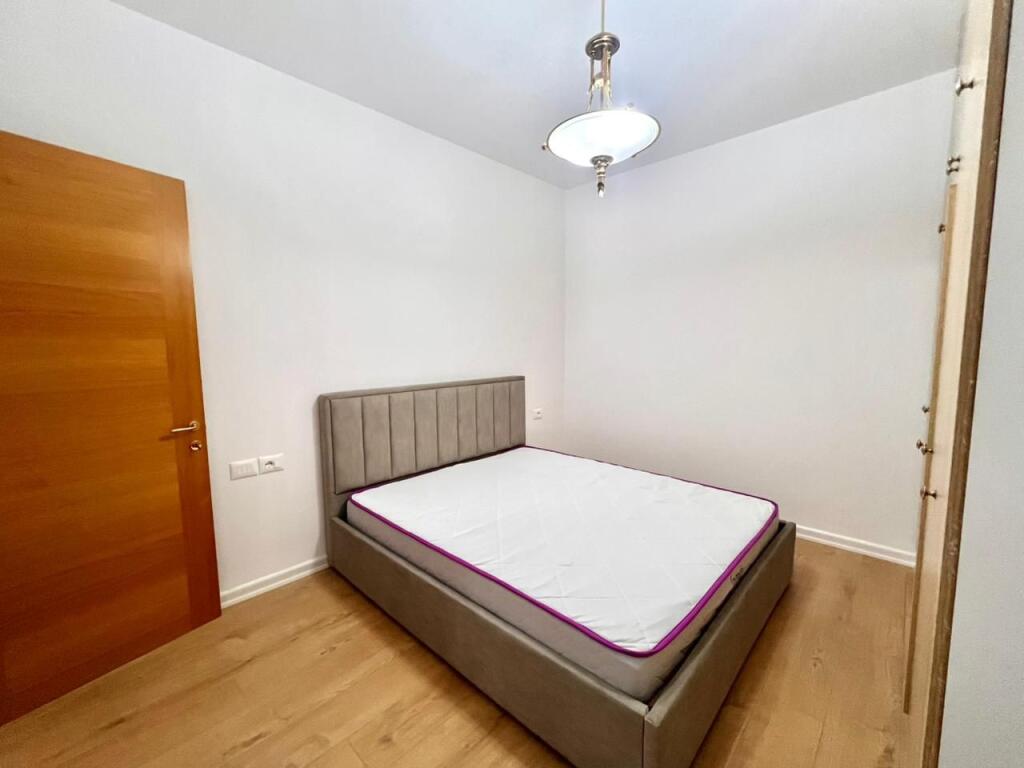 (2,000€/m2 ) SHITET: 2+1+Ballkon || 📍Liqeni i Thate || Kati 2, 70 m² 148.800€ (2 min nga Liqeni)
