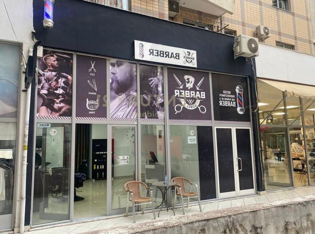 Locale Commerciale in Vendita ad Astir, Tirana!!