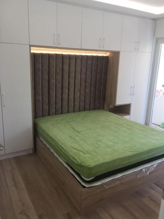 1+1,property in the commune of Paris, price 600 euro