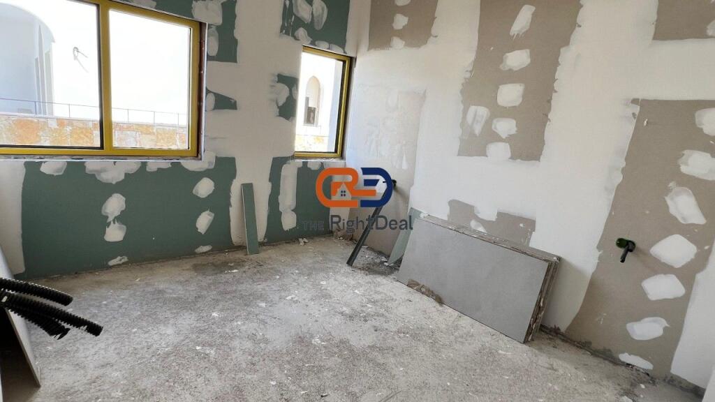 Tek Kompleksi Santorini, Shitet Super Apartament me Super Pamje !