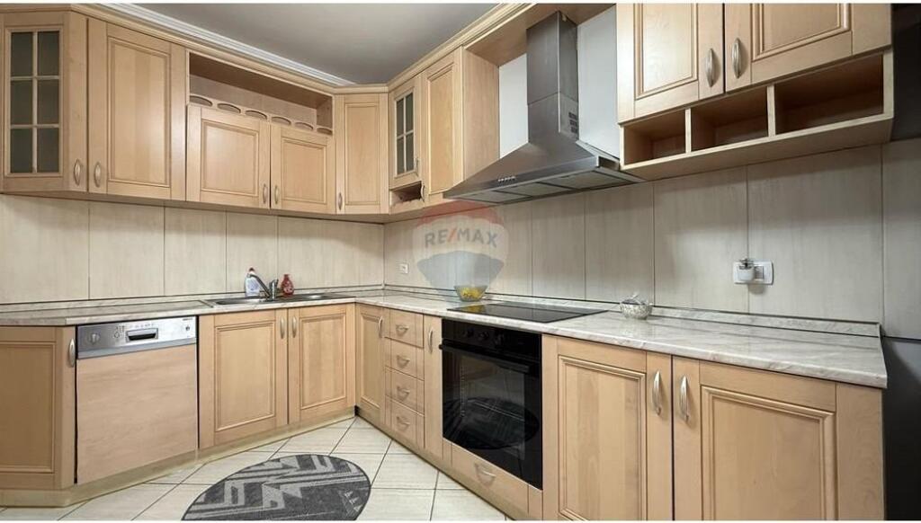 Apartament 2+1 per shitje Air Albania Stadium!