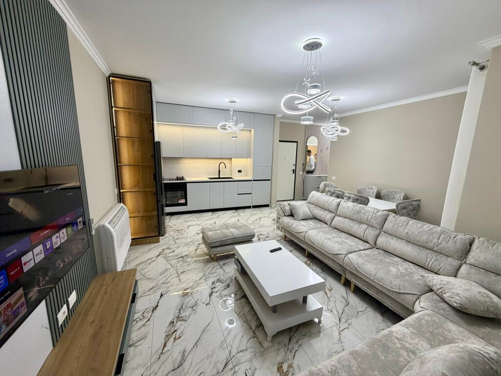 📣 AFFITTO SUPER Appartamento 2+1 Con 2 Bagni E Parcheggio 📍 Via "5-Maji", Tirana ✨