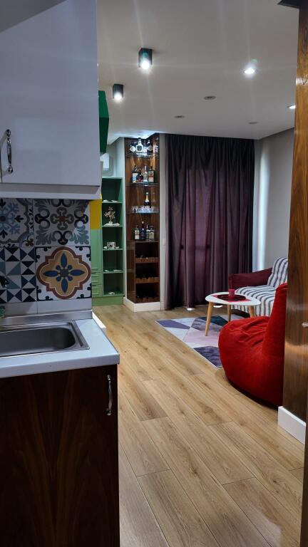 Studio apartment for rent in Xhamllik