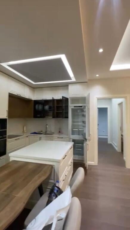 Apartment 2+1+2 for rent "Rr.Kosovareve"