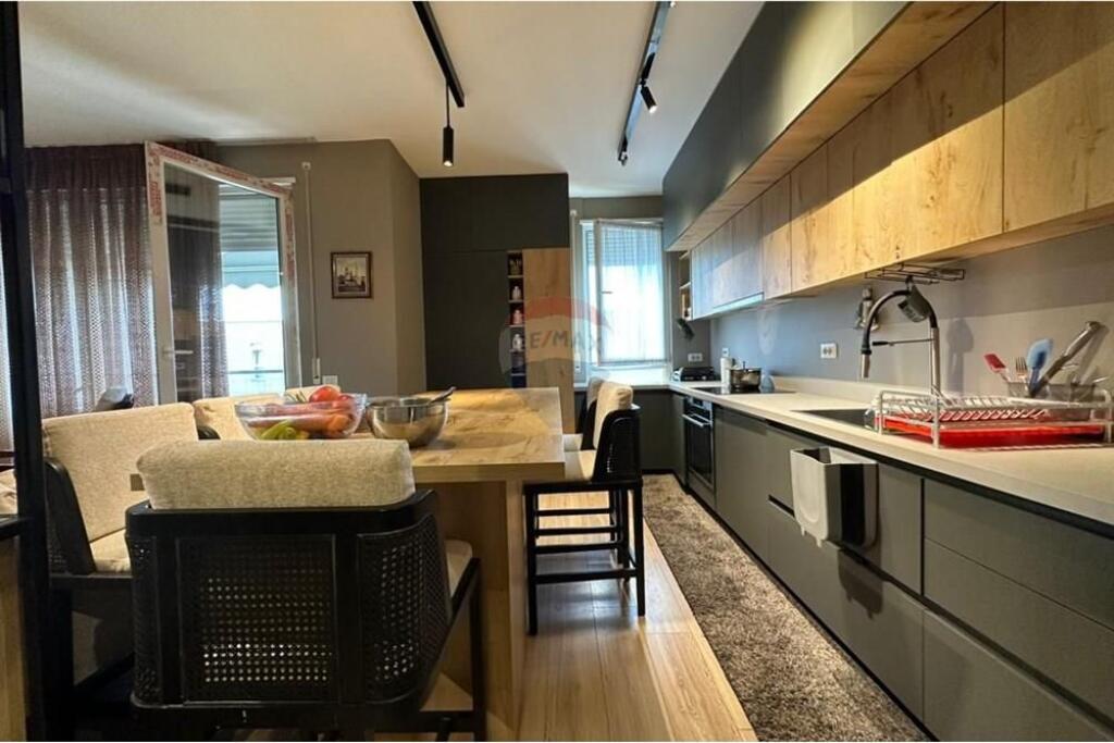 Apartment - For Sale - Fiori Di Bosco, Tirana