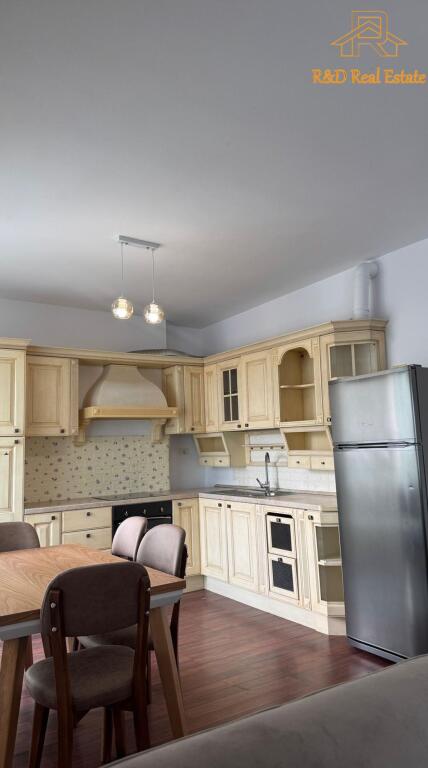 Apartament në shitje – Rruga Rrapo Hekali, pranë Kodrës së Diellit