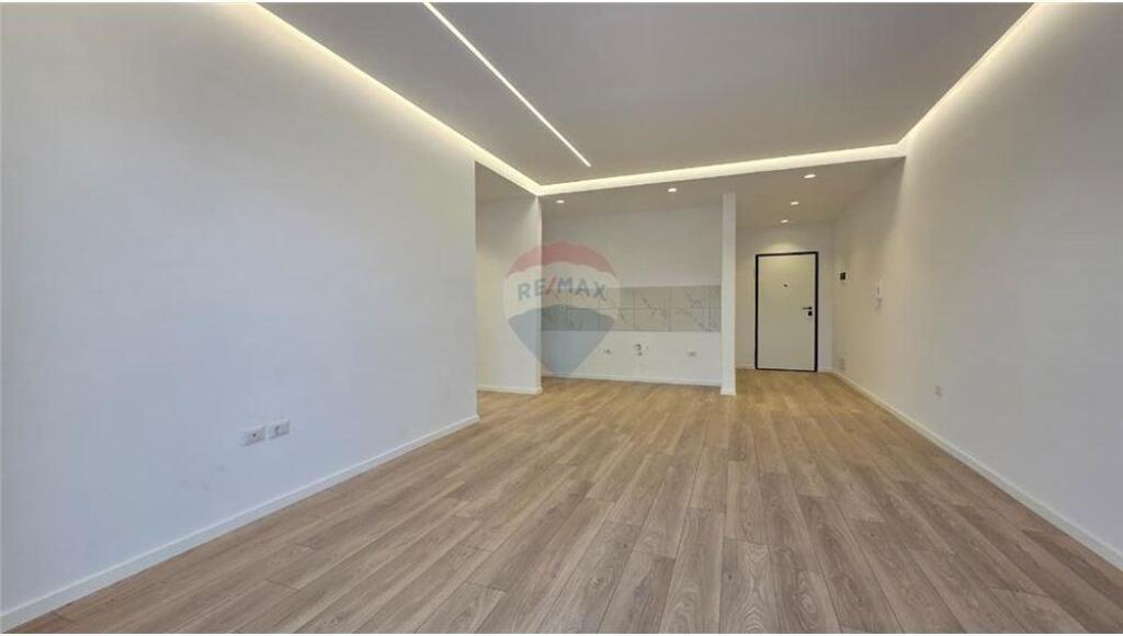 Apartament 2+1+2 për Shitje