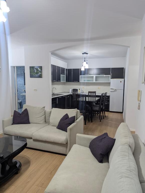 Apartment for rent 2+1, Dinamo Stadium  850€ ( negotiable depending on payment )