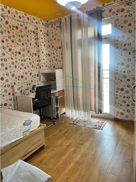 Vendesi in vendita 2+1, Fresk