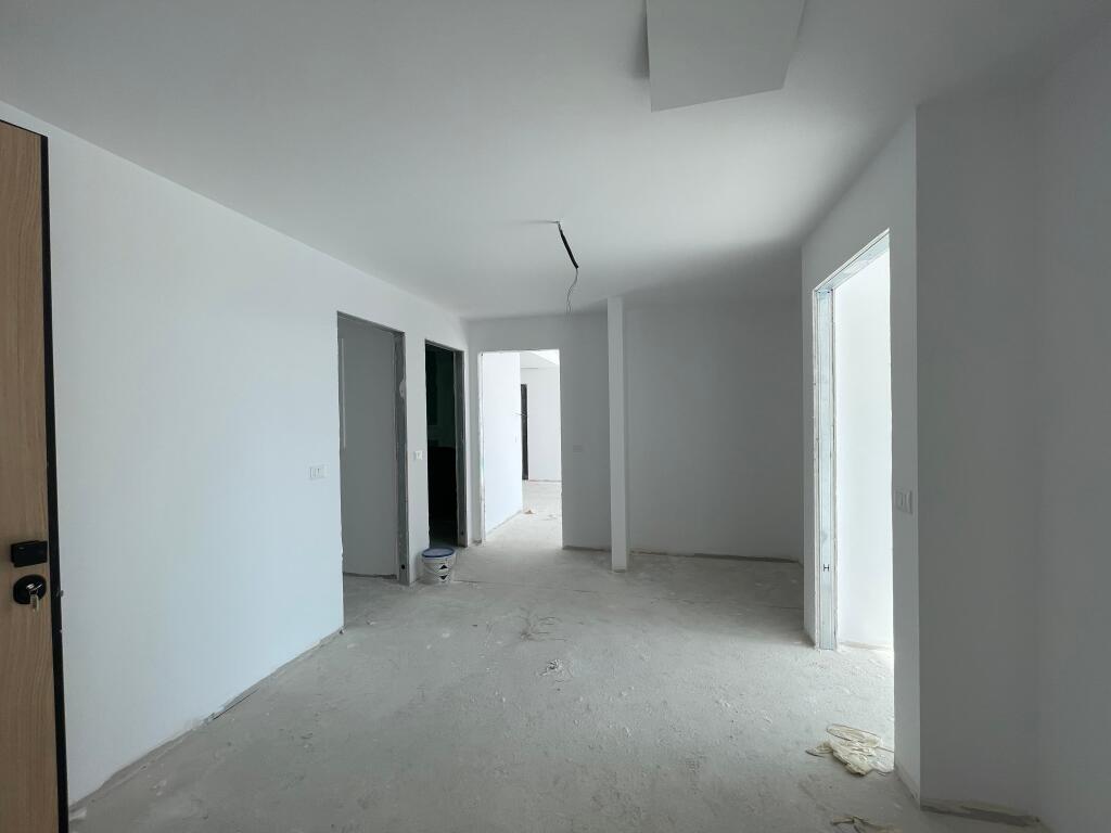 Jepet me QIRA ambiente Zyrash në zonën më ELITARE në TIRANË pranë Stadiumit "Air Albania"