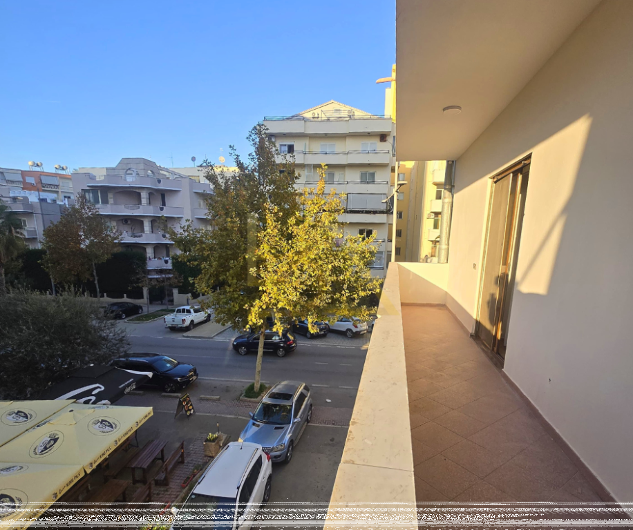 Shitet Apartament – Iliria Plazh, Durrës