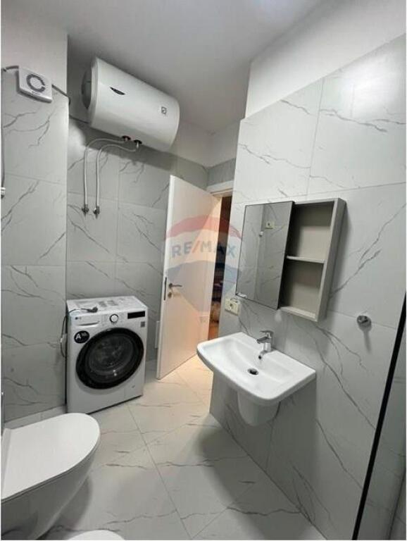 Apartament 1+1 + Post Parkimi me qira, Mine Peza