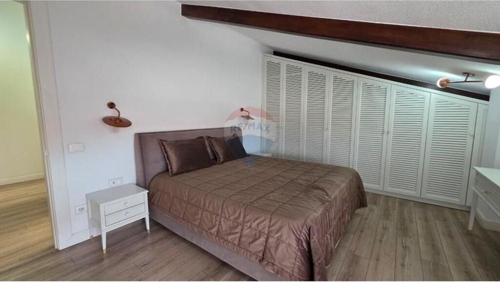 Penthouse for rent, Secret Garden