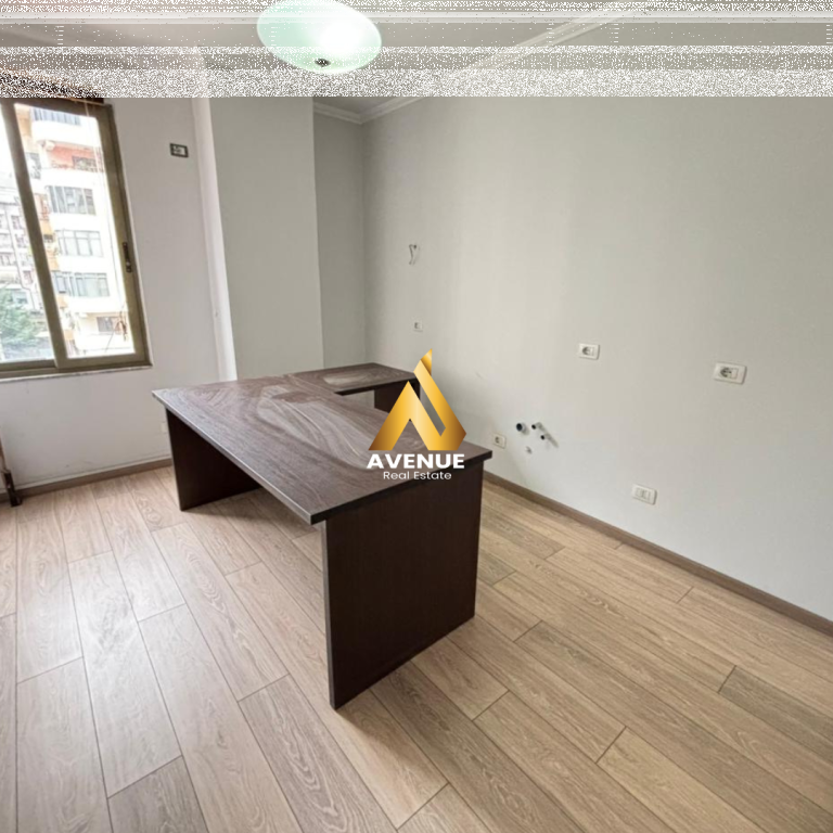 SHITET APARTAMENT 2+1+2 PRANE 21 DHJETORIT, TIRANË
