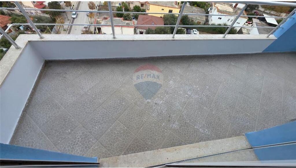 Apartament 2+1+2 për Shitje