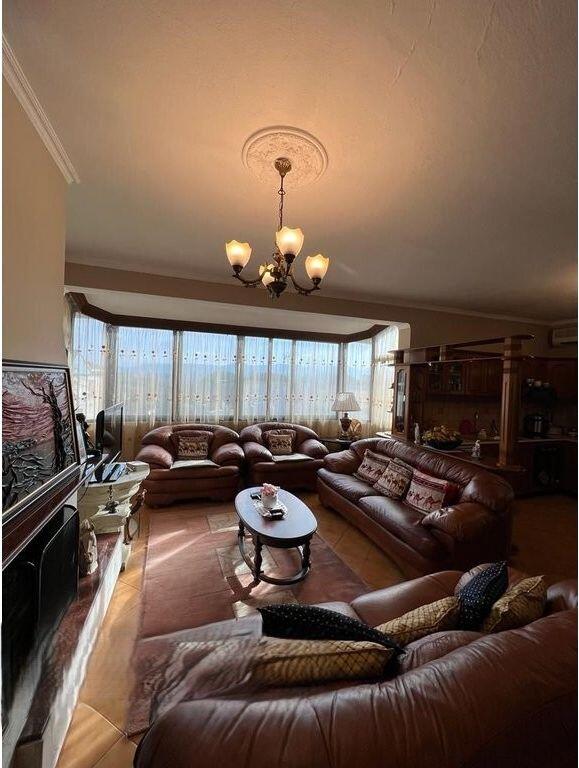 WE SELL 3 +1 APARTMENT NEAR DRITAN HOXHA STREET, TIRANA 180,000 €