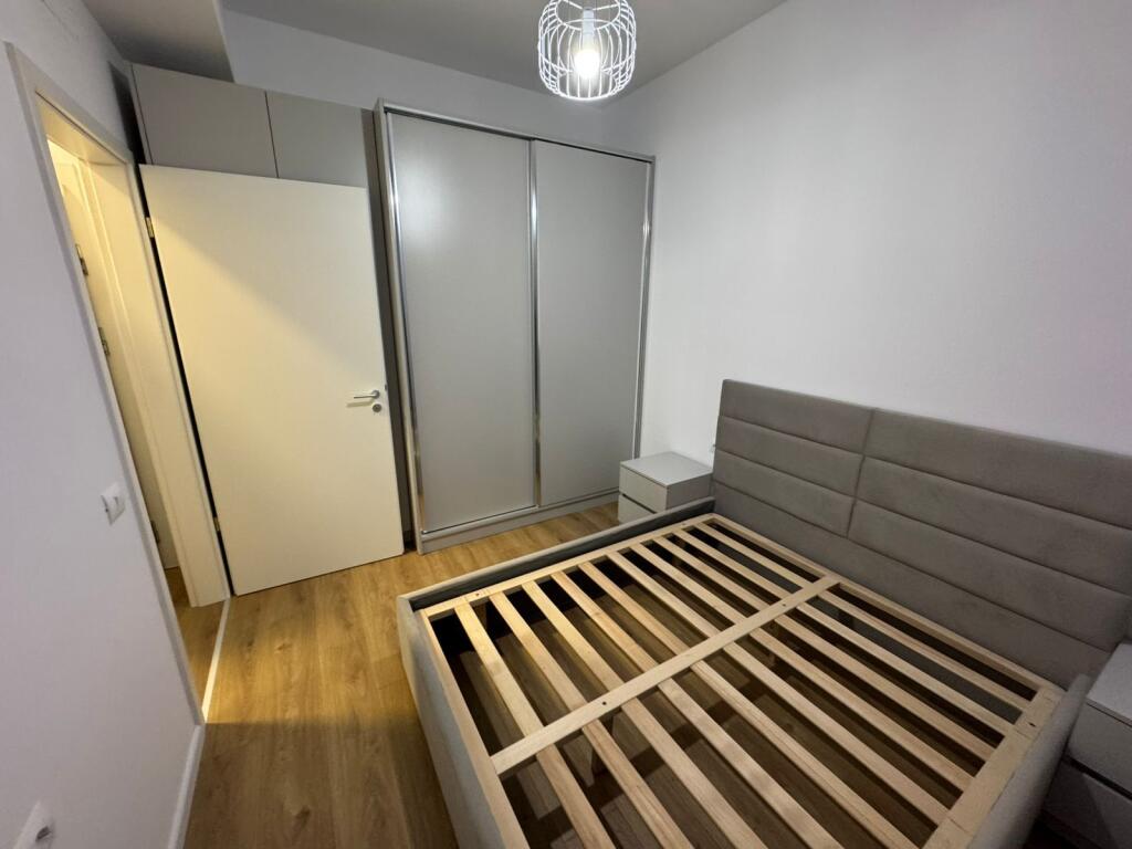 📣 Jepet me qera apartament 1+1 📍 Adresa: Ali Demi, Kompleksi Kaimi💰 Çmimi: 40.000 lekë (i padiskutueshëm)