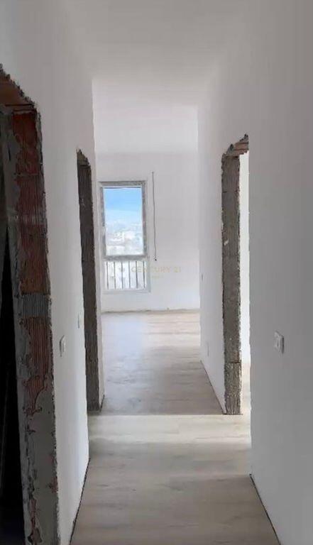 Shesim apartament 2+1 tek Rruga 5 Maji