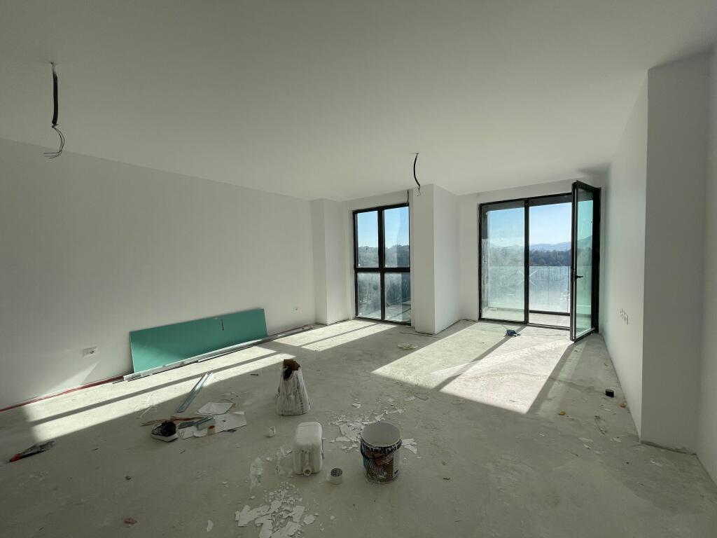 Jepet me QIRA ambiente Zyrash në zonën më ELITARE në TIRANË pranë Stadiumit "Air Albania"