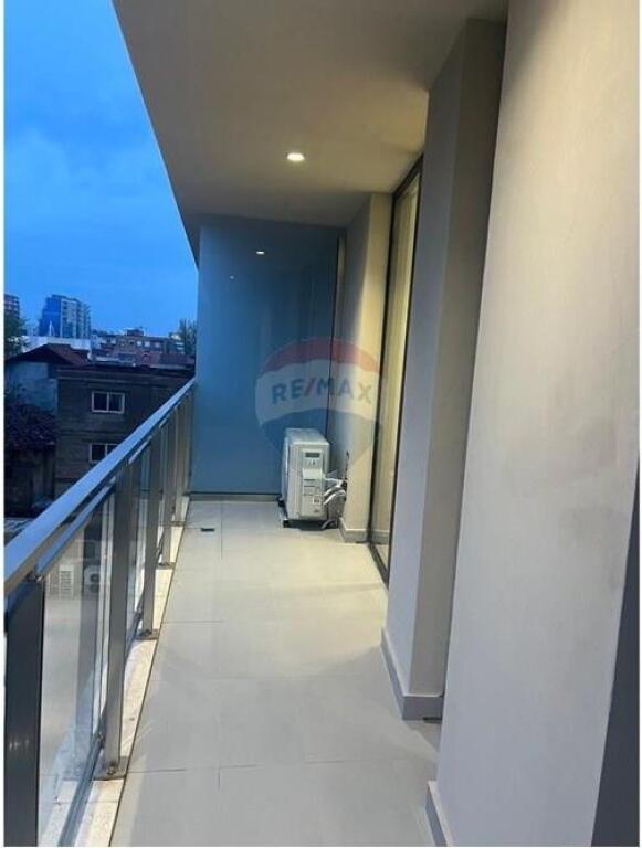 Apartament 1+1 + Post Parkimi me qira, Mine Peza