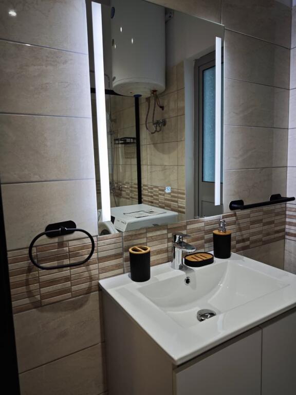 For rent apartment 2+1+2 with 2 balconies, near Durres train station