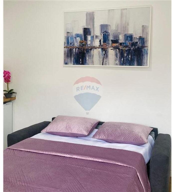 Hotel 3-Katësh per Qera