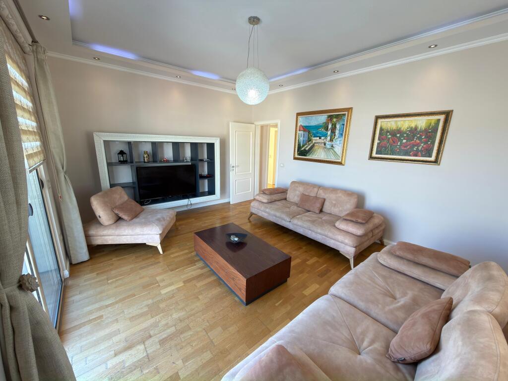 Papafingo Dry Lake for sale