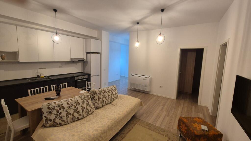 Apartament 2+1 me qira në Ali Demi, Tiranë